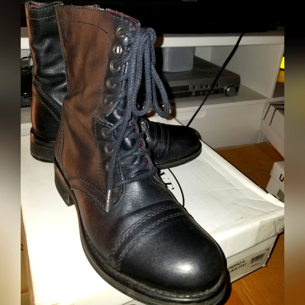 Women's boots